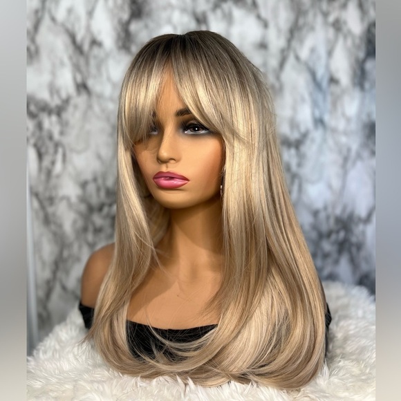 24 Inch Straight Blonde Layered hair Wig With Curtain Bangs Dark Roots - Picture 5 of 12